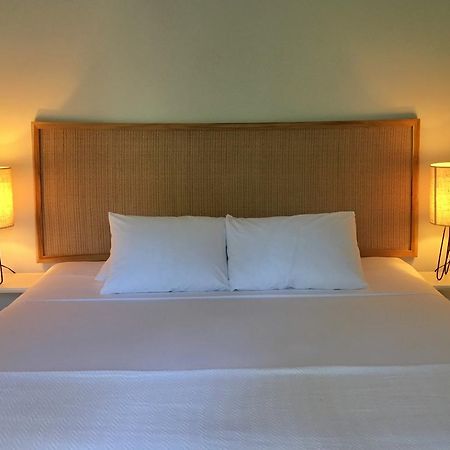 Harbor Reef Hotel 노사라 외부 사진